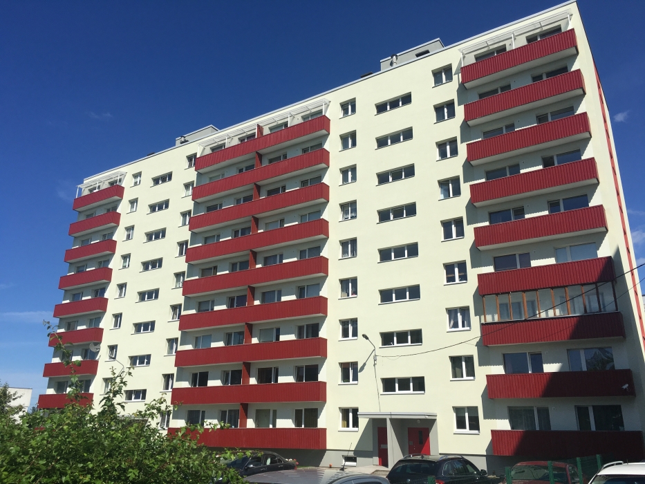 Mustamäe tee 78 fassaad pärast renoveerimist